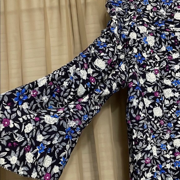 Democracy Blue and black Ruched floral Blouse - Picture 4 of 6